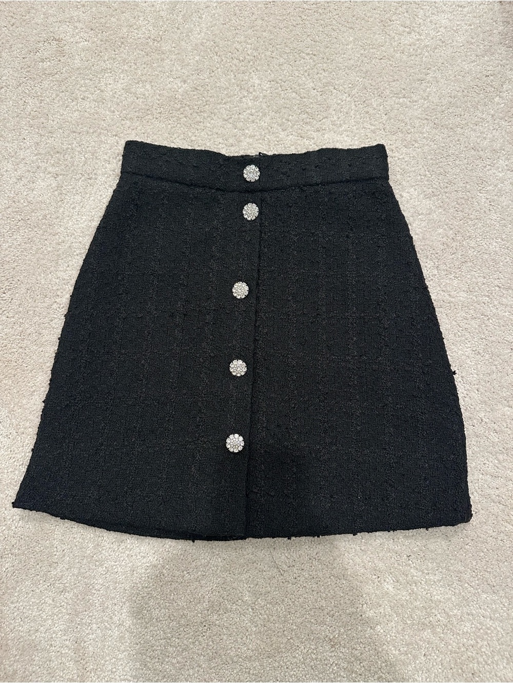 HM NWT Black Button-Front Tweed Mini Skirt